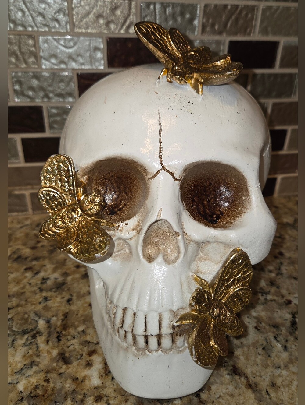 Decorative Resin Halloween Spooky White Skull with Gold Butterflies/moths